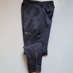 ɴɪᴋᴇ ᴅʀɪ-ғɪᴛ ᴊᴏɢɢᴇʀ ᴍᴇɴs sᴍᴀʟʟ